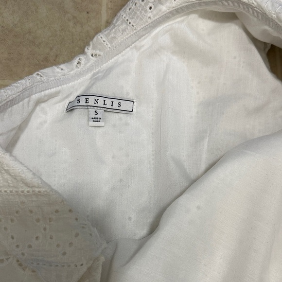 Elegant White Lace One-Shoulder Dress - Picture 3 of 4